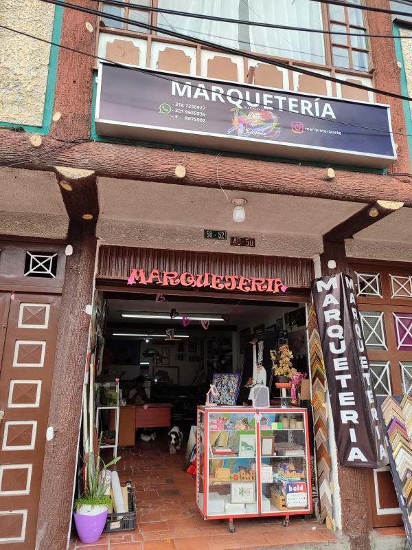 Fachada de Marquetería Arte y Diseño